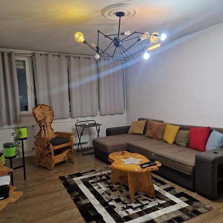 Aaa Apartment プリシュティナ エクステリア 写真